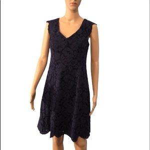 Vince Camuto dress size 10 navy blue with lace overlay v neck and fit and flare